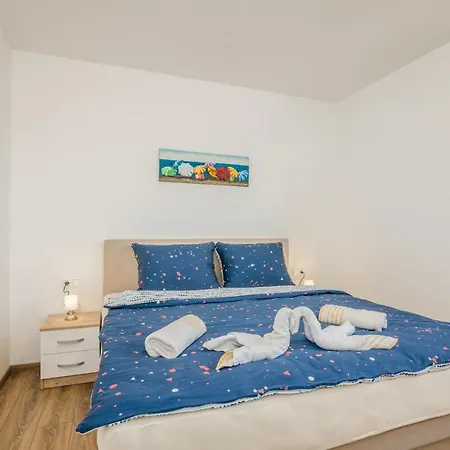 Sunrise Krk Апартаменты Крк