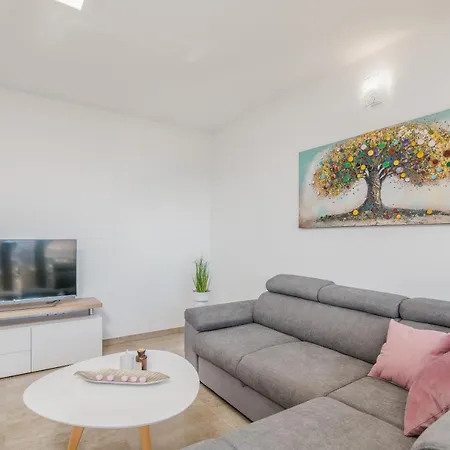 Апартаменты Sunrise Krk Крк